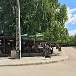 At Balaton Case de vacanță