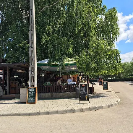At Balaton Hébergement de vacances
